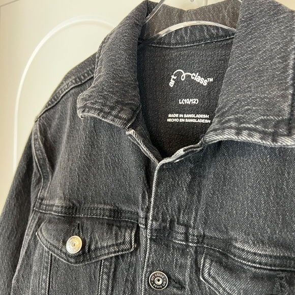 Art Class : Boy's Distressed Black Denim Jacket - Picture 5 of 7